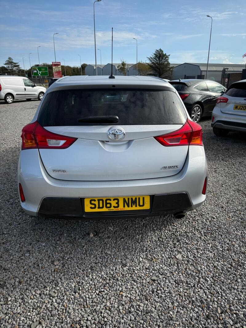 Used Toyota Auris 2013 for sale - 76101153: Photo 4
