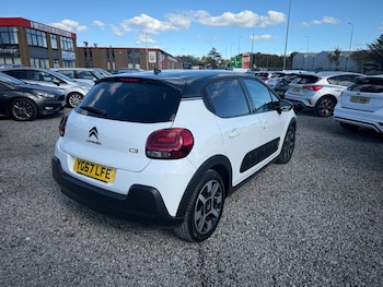 Used Citroen C3 2017 for sale - 76100942: Photo