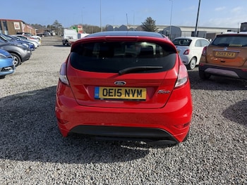 Used Ford Fiesta 2015 for sale - 78552579: Photo