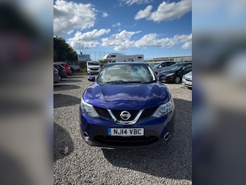 Used Nissan Qashqai 2014 for sale - 76101023: Photo 2