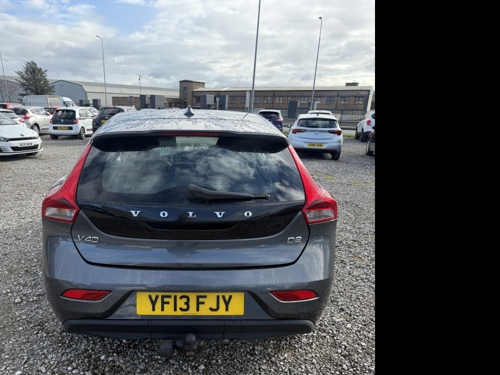 Used Volvo V40 2013 for sale - 76492477: Photo 4