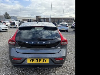 Used Volvo V40 2013 for sale - 76492477: Photo