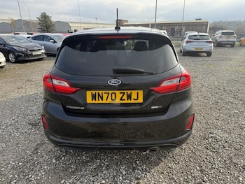 Used Ford Fiesta 2020 for sale - 76492218: Photo