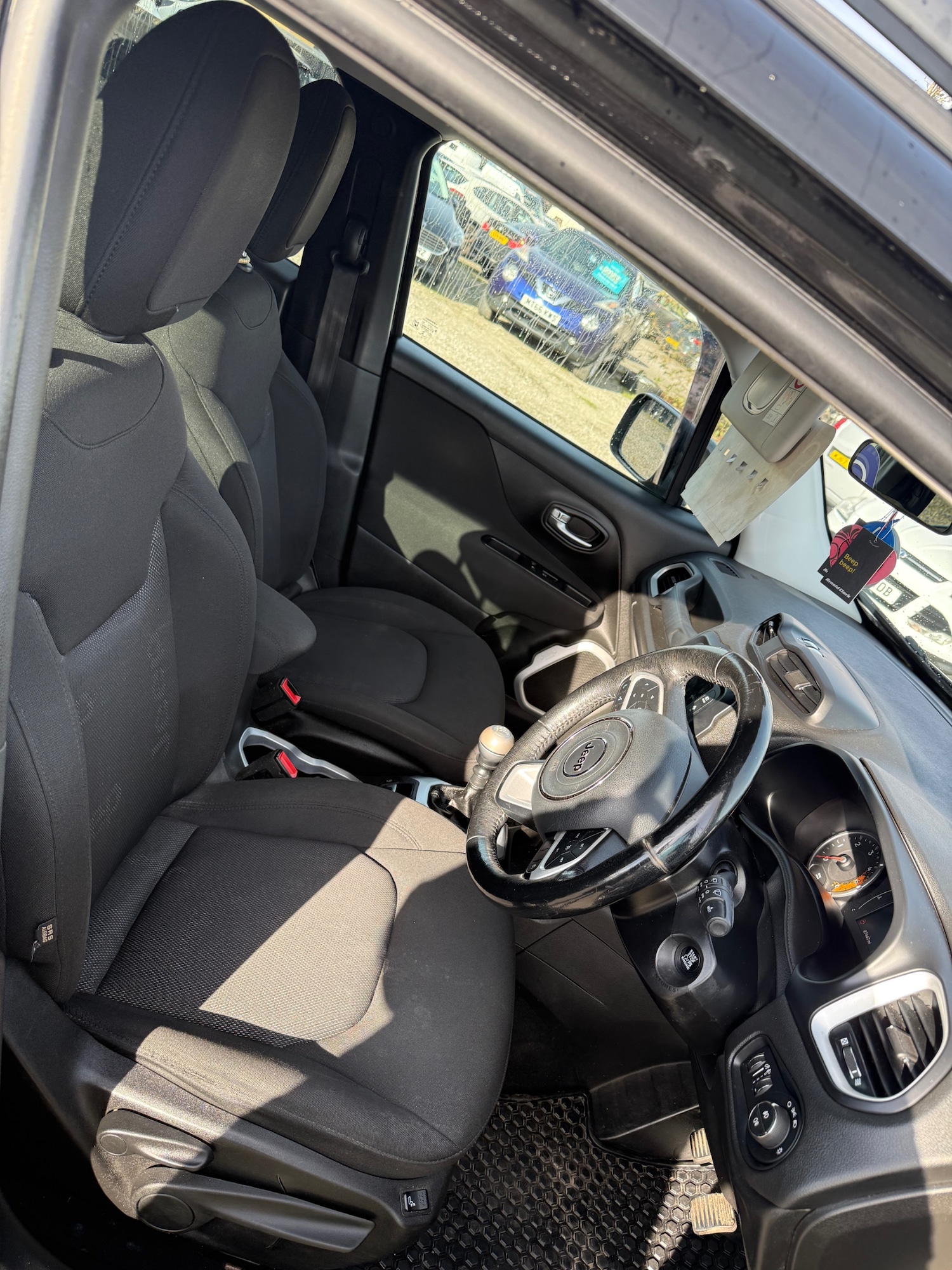 Used Jeep Renegade 2016 for sale - 76383262: Photo 6