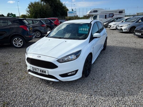 Used Ford Focus 2017 for sale - 76100918: Photo 3