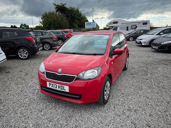 2013 (13) - 1.0 MPI SE 5dr