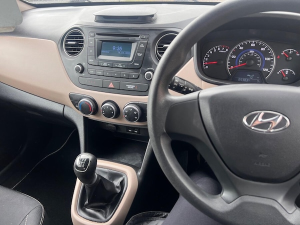Used Hyundai i10 2015 for sale - 74729190: Photo 5