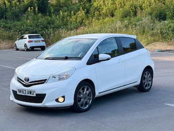Used Toyota Yaris 2013 for sale - 79234649: Photo