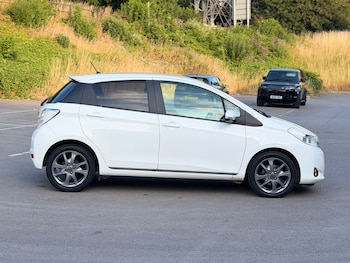 Used Toyota Yaris 2013 for sale - 79234649: Photo