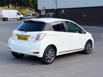 Used Toyota Yaris 2013 for sale - 79234649: Photo