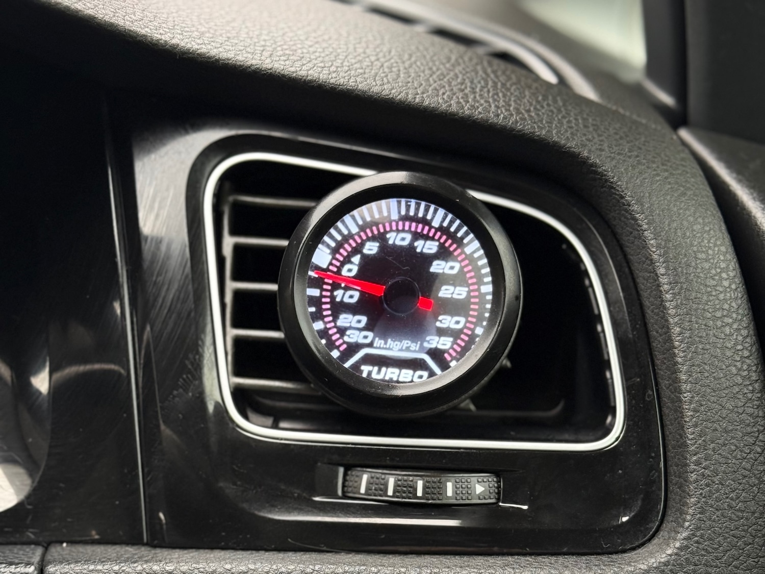 Used Volkswagen Golf 2014 for sale - 76712246: Photo 22