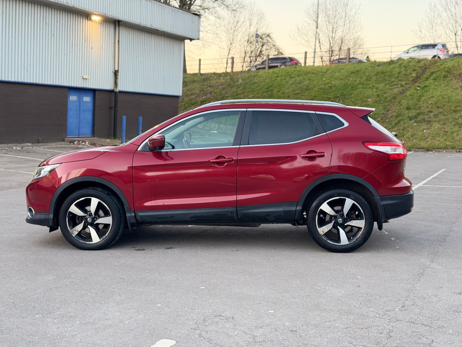 Used Nissan Qashqai 2016 for sale - 77097022: Photo 10