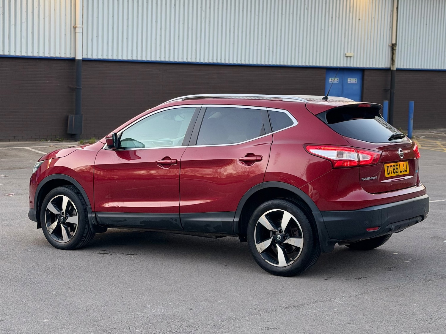 Used Nissan Qashqai 2016 for sale - 77097022: Photo 9