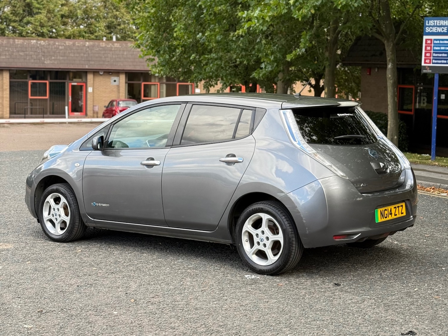 Used Nissan Leaf 2014 for sale - 76560251: Photo 5