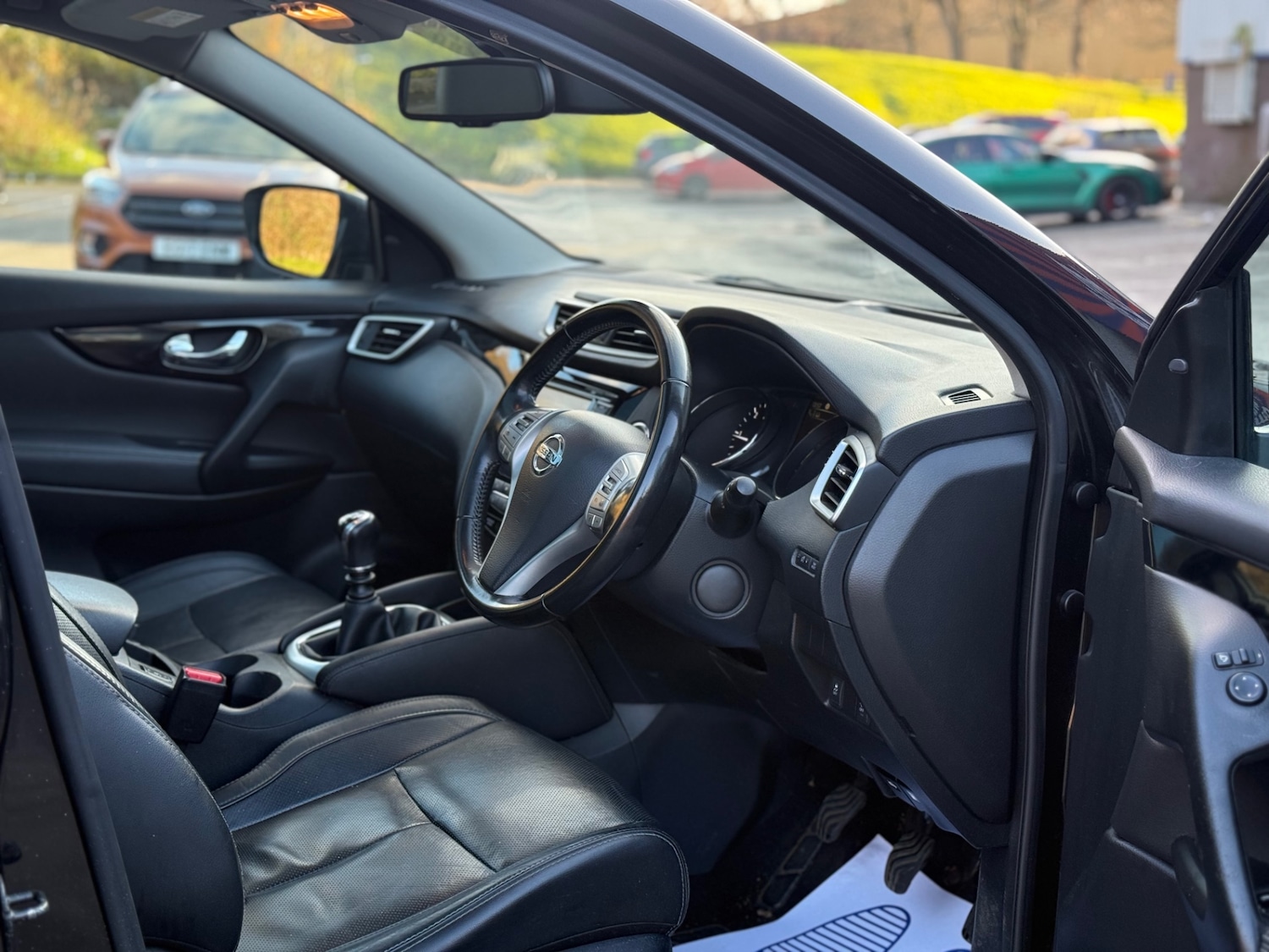 Used Nissan Qashqai 2015 for sale - 76798990: Photo 17