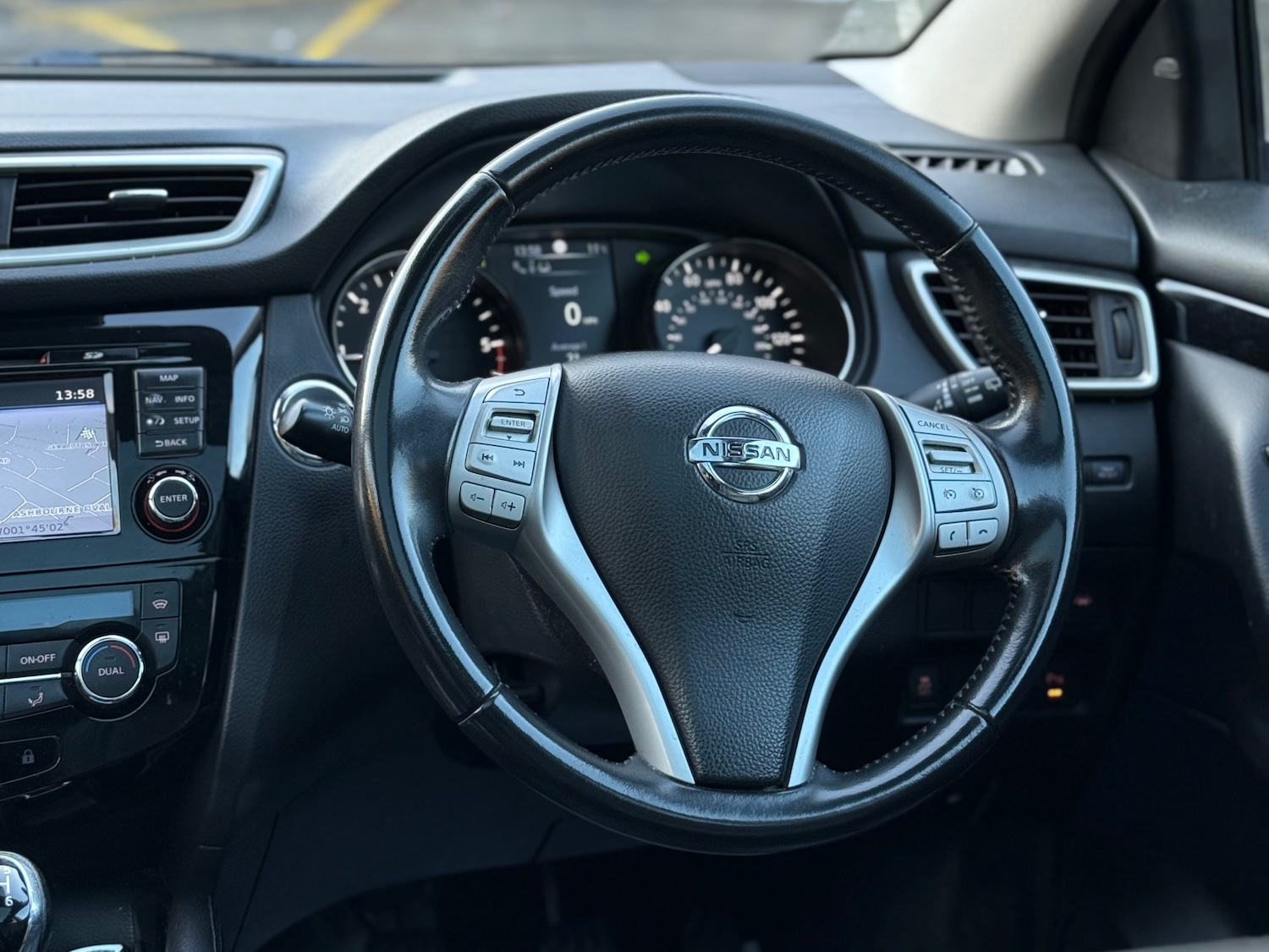 Used Nissan Qashqai 2015 for sale - 76798990: Photo 19