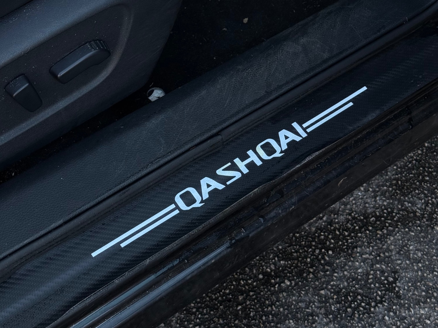 Used Nissan Qashqai 2015 for sale - 76798990: Photo 28