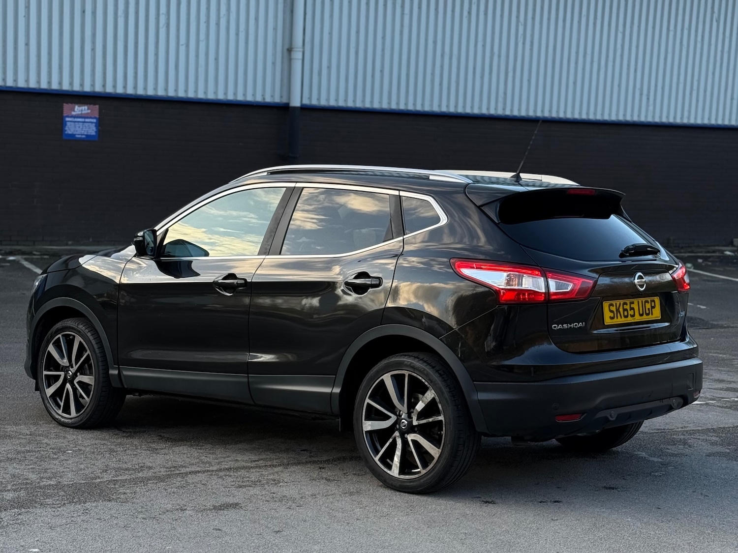 Used Nissan Qashqai 2015 for sale - 76798990: Photo 9