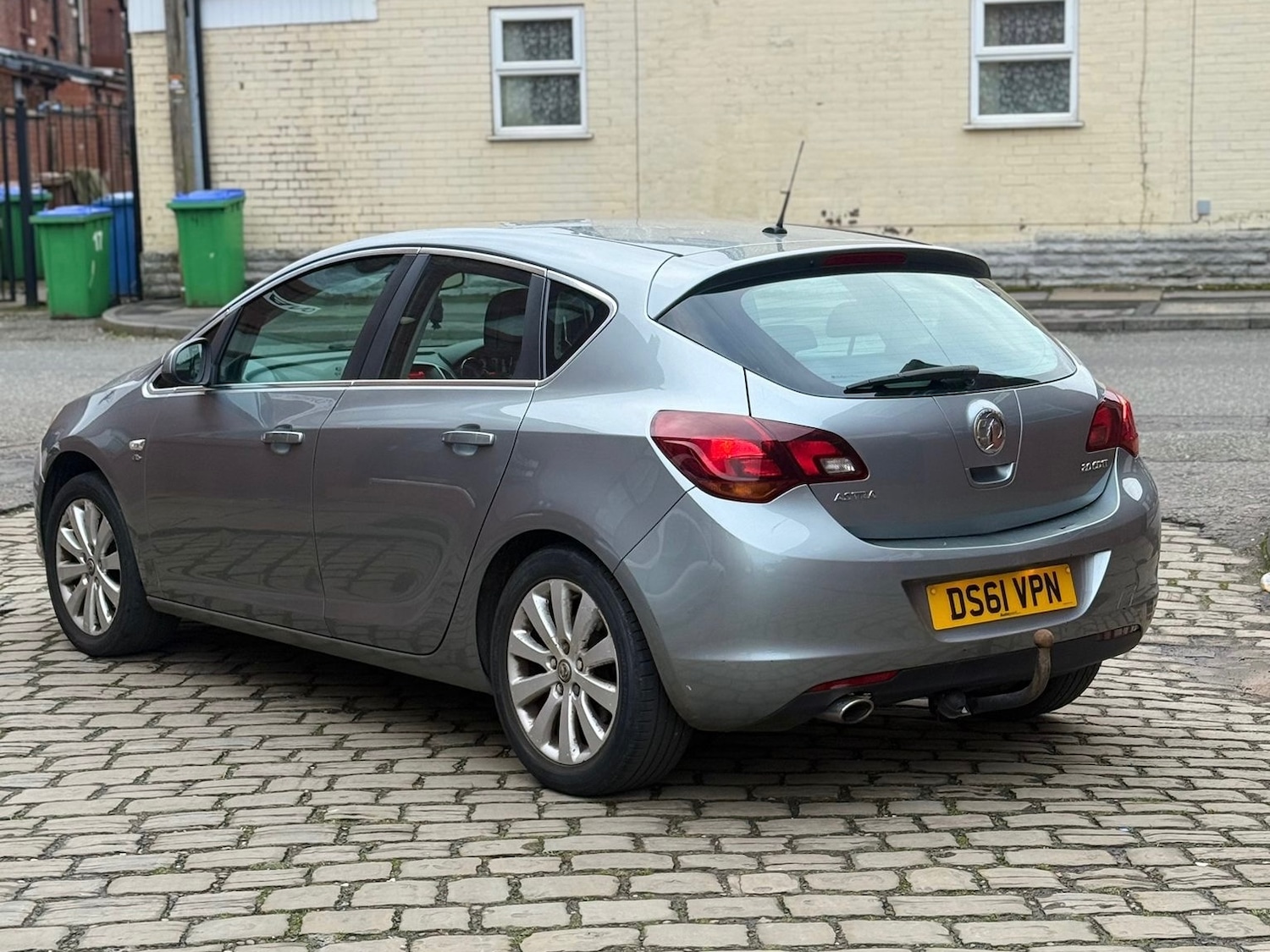 Used Vauxhall Astra 2012 for sale - 77779800: Photo 6