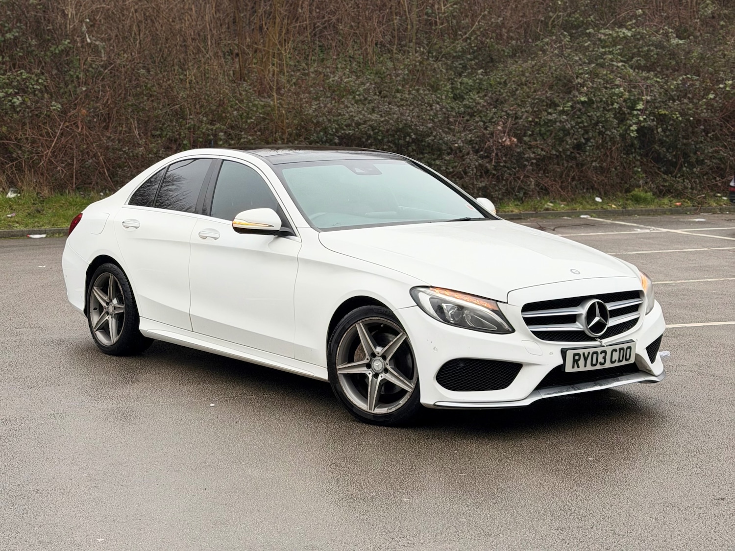 Used Mercedes-Benz C Class 2015 for sale - 77502725: Photo 2