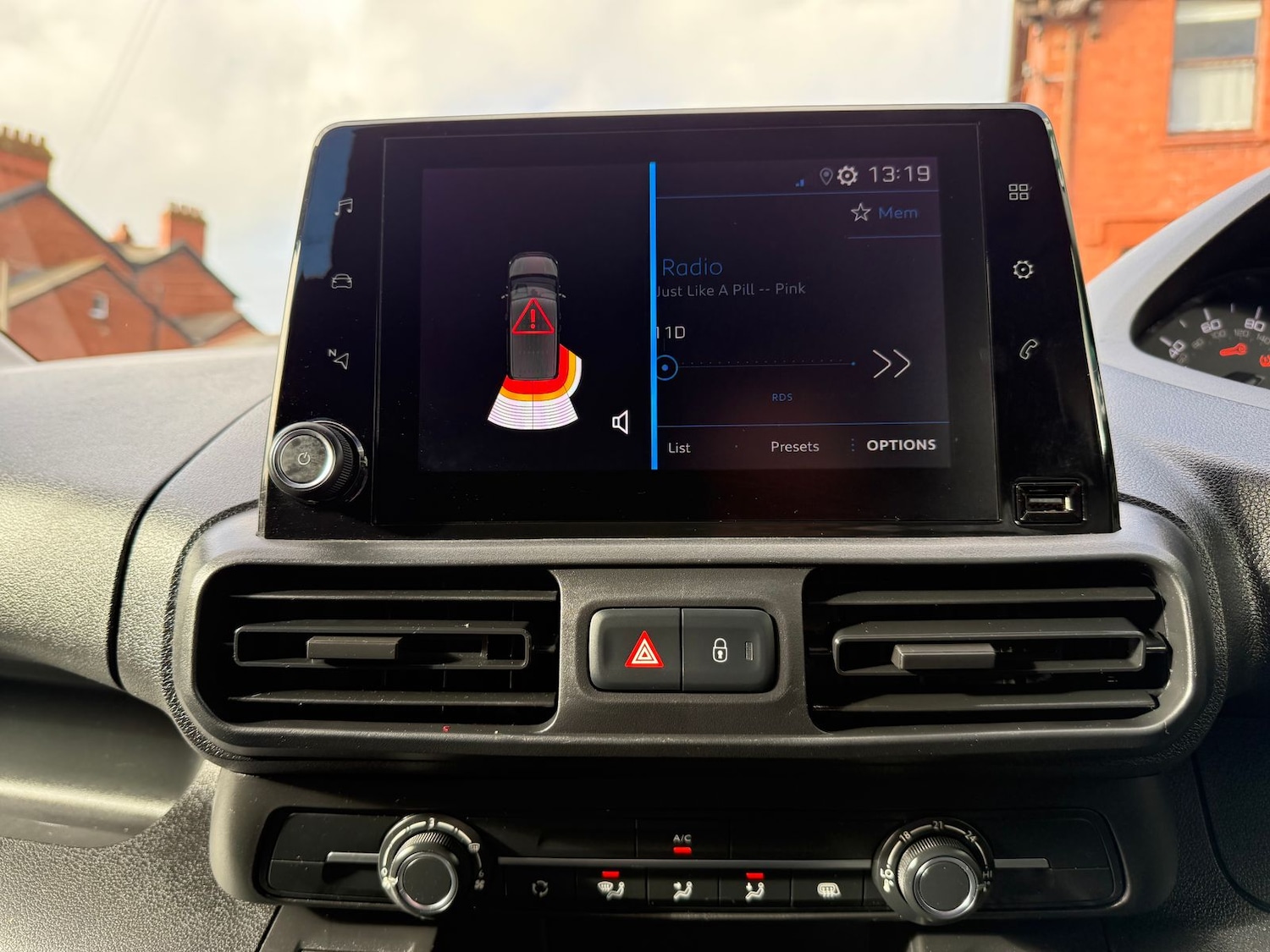 Used Peugeot Partner 2020 for sale - 77389127: Photo 15