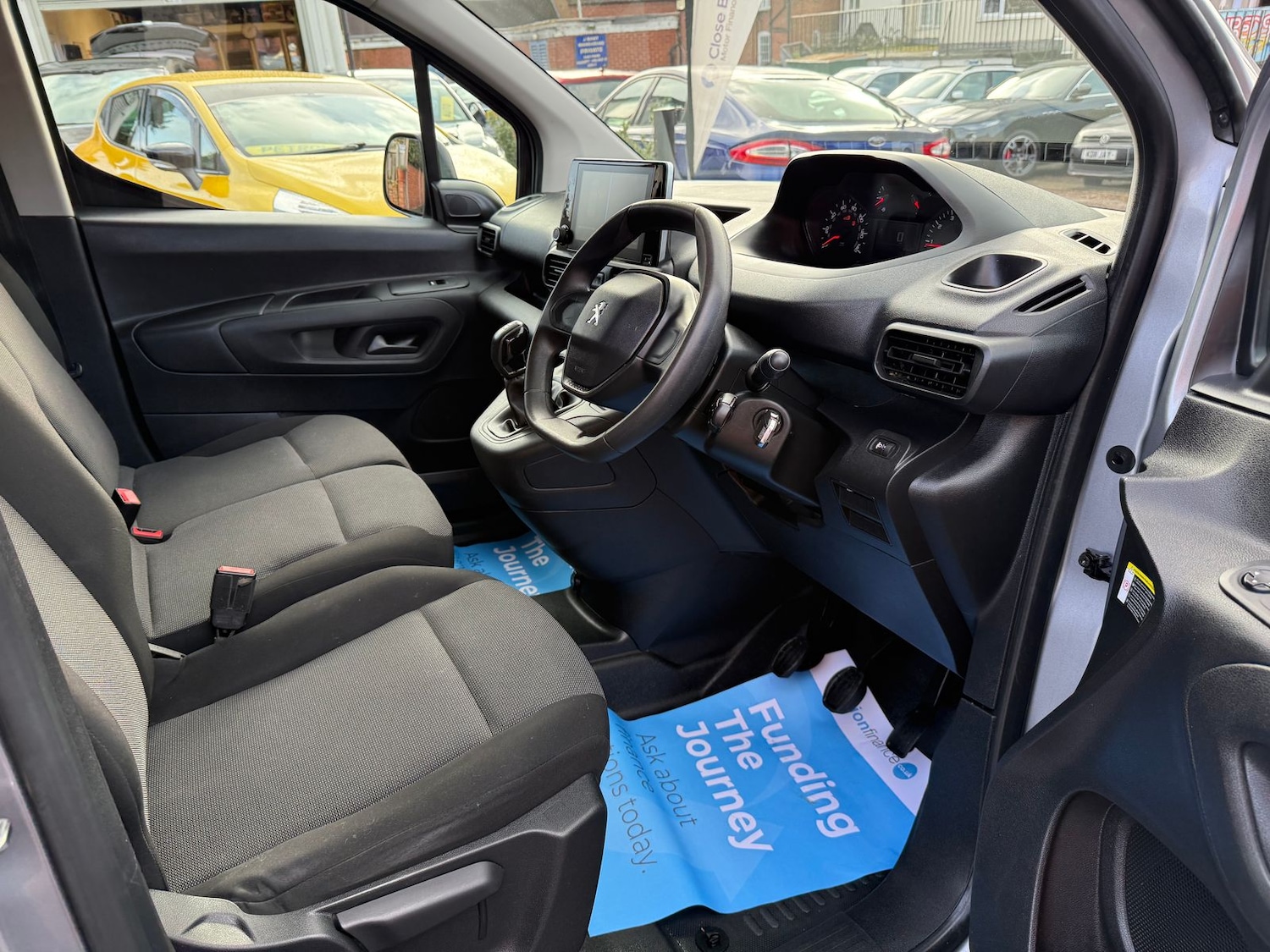 Used Peugeot Partner 2020 for sale - 77389127: Photo 20