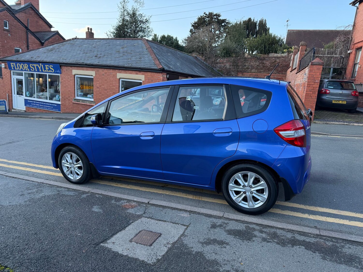 Used Honda Jazz 2012 for sale - 77442720: Photo 11