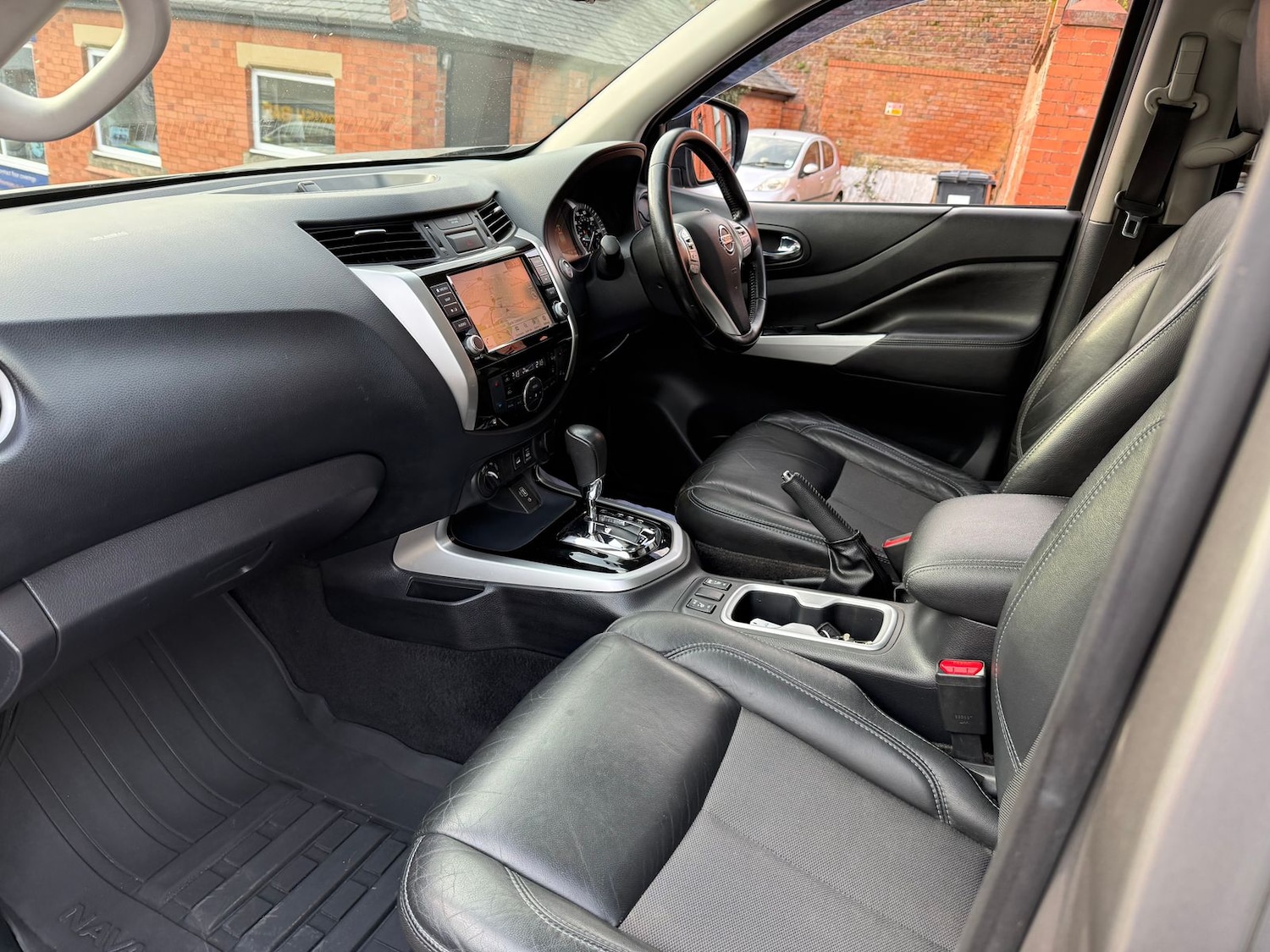 Used Nissan Navara 2021 for sale - 77795195: Photo 26