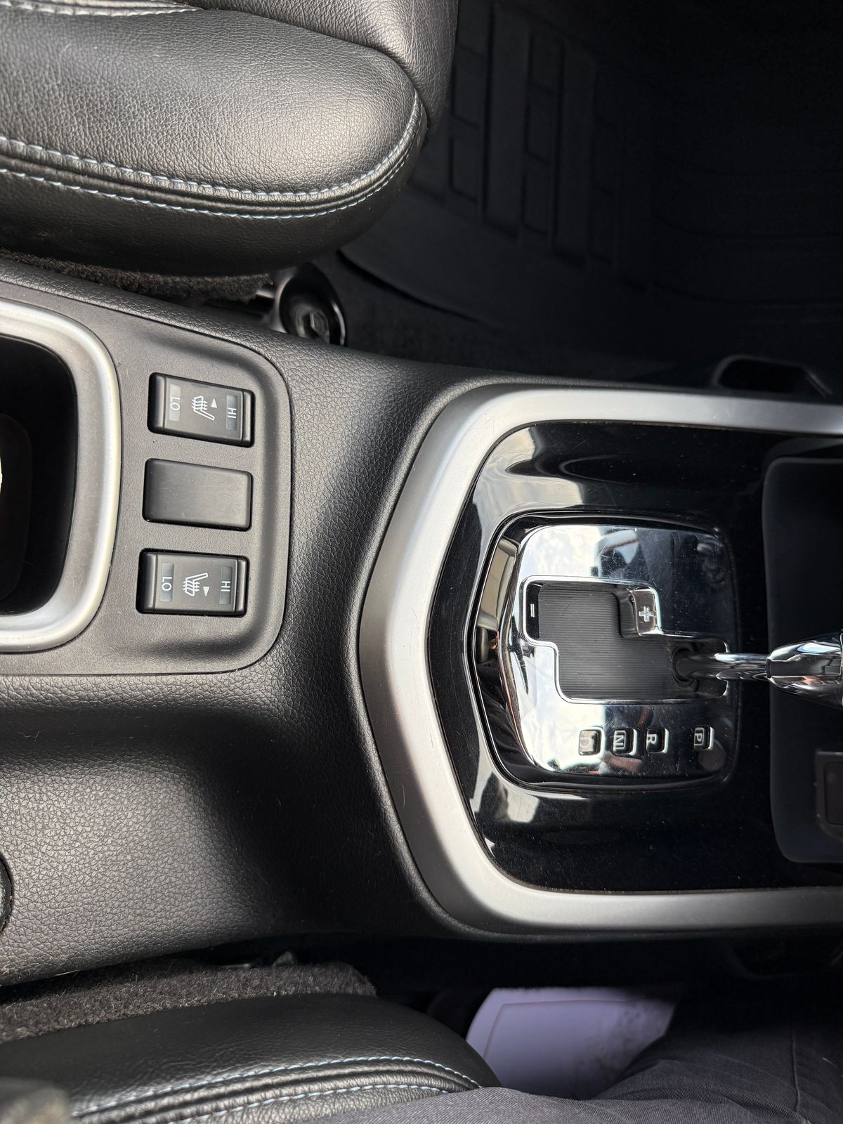 Used Nissan Navara 2021 for sale - 77795195: Photo 28