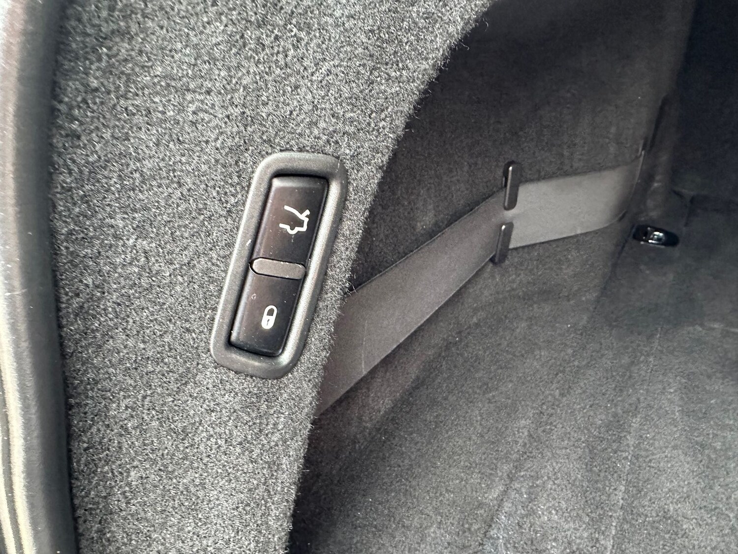 Used Maserati Levante 2016 for sale - 77057959: Photo 37