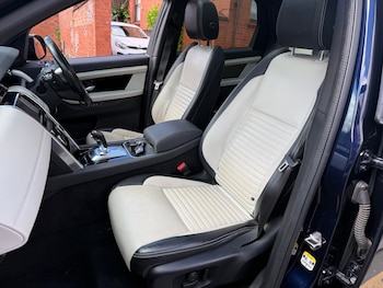 Used Land Rover Discovery Sport 2020 for sale - 78912829: Photo