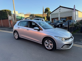 Used Volkswagen Golf 2022 for sale - 76915214: Photo