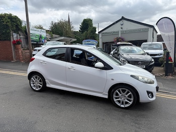 Used Mazda Mazda2 2011 for sale - 79350622: Photo