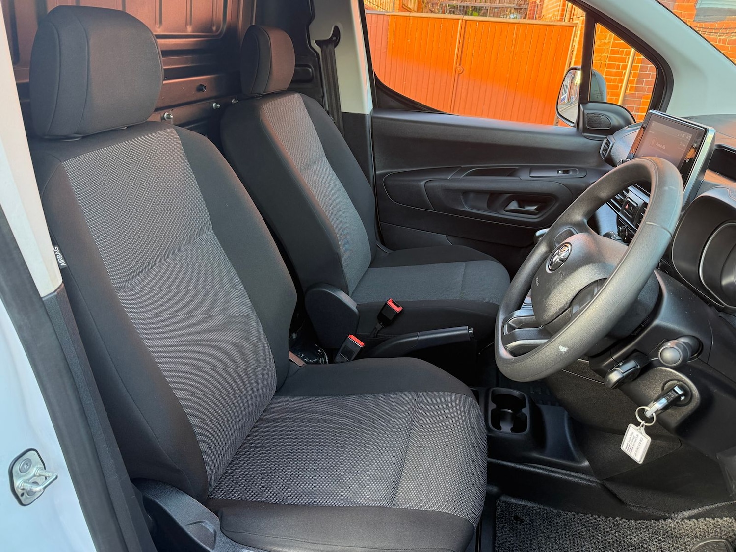 Used Toyota ProAce 2024 for sale - 76915227: Photo 22