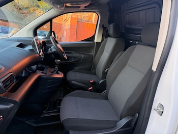 Used Toyota ProAce 2024 for sale - 76915227: Photo