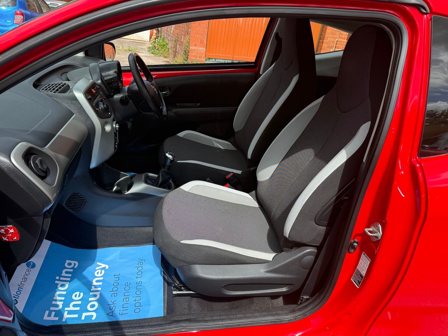 Used Toyota AYGO 2016 for sale - 76310064: Photo 8