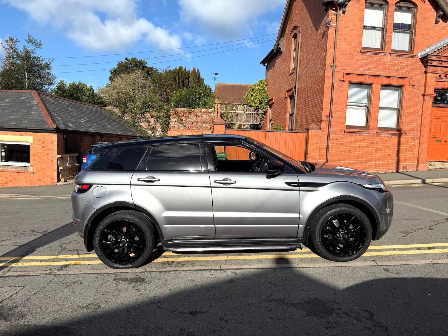 Used Land Rover Range Rover Evoque 2011 for sale - 76261738: Photo 12