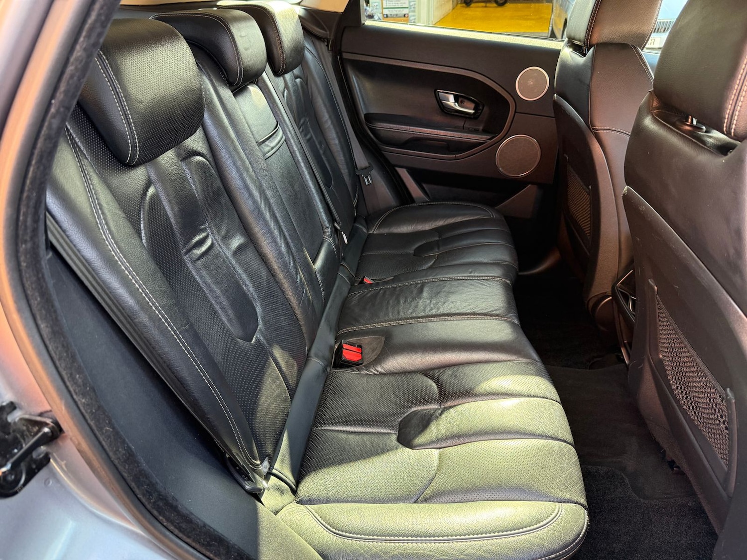 Used Land Rover Range Rover Evoque 2011 for sale - 76261738: Photo 6