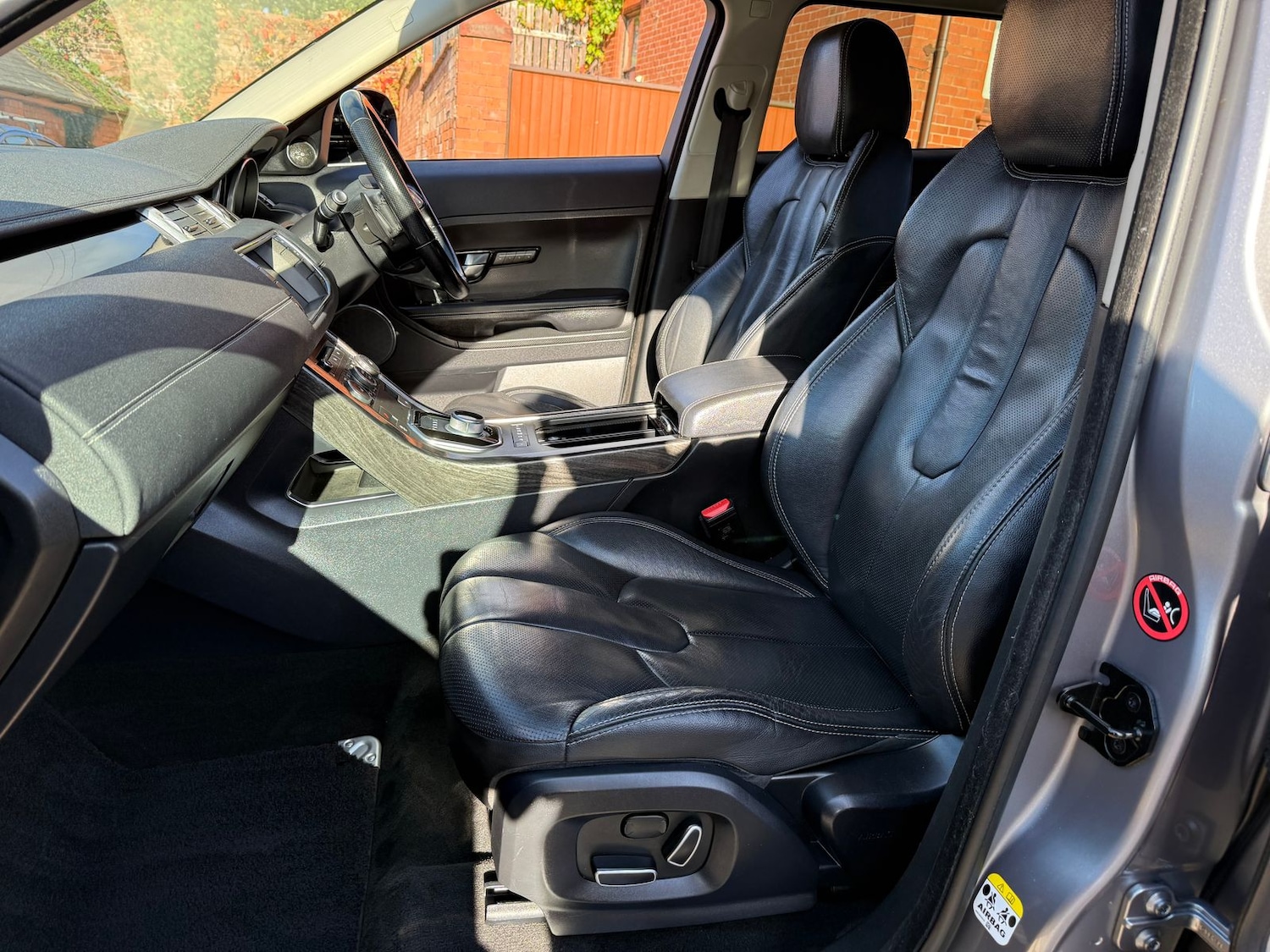 Used Land Rover Range Rover Evoque 2011 for sale - 76261738: Photo 8