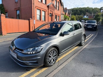 Used Volkswagen Golf 2017 for sale - 79841481: Photo