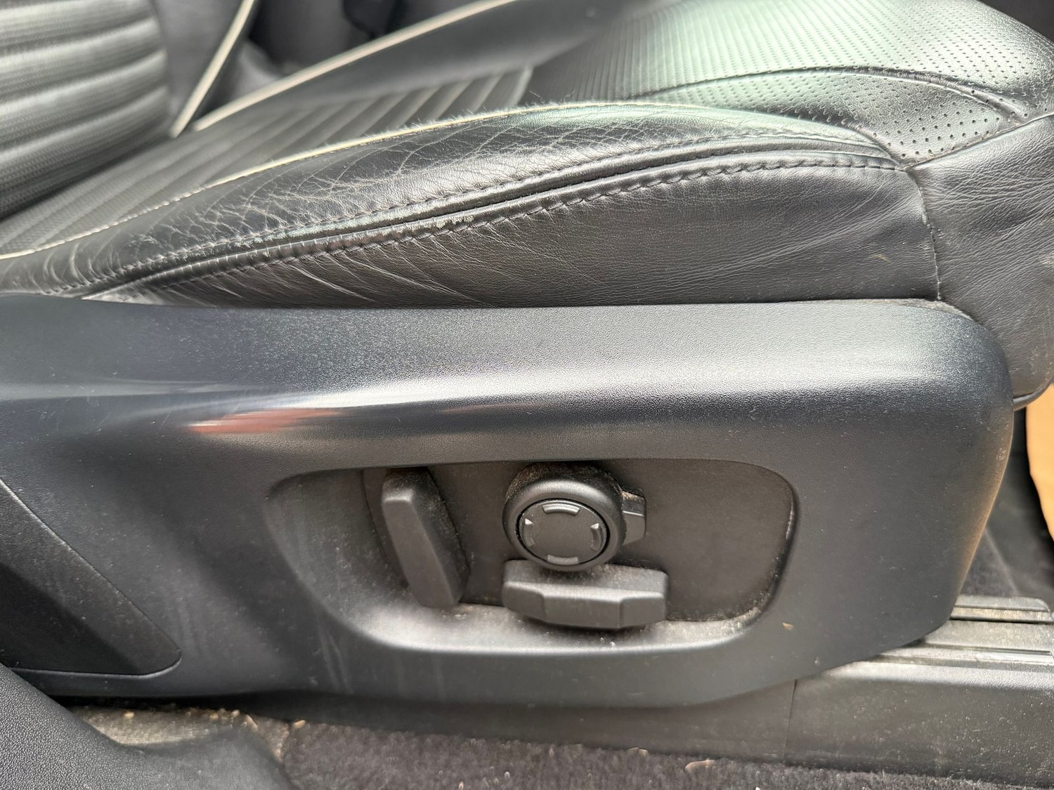 Used Land Rover Discovery 2020 for sale - 78215976: Photo 37