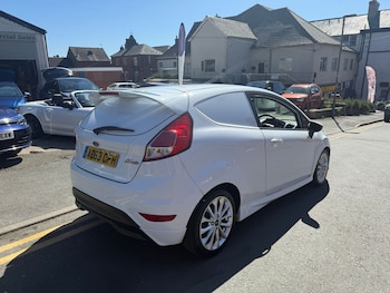 Used Ford Fiesta Van 2013 for sale - 78351303: Photo