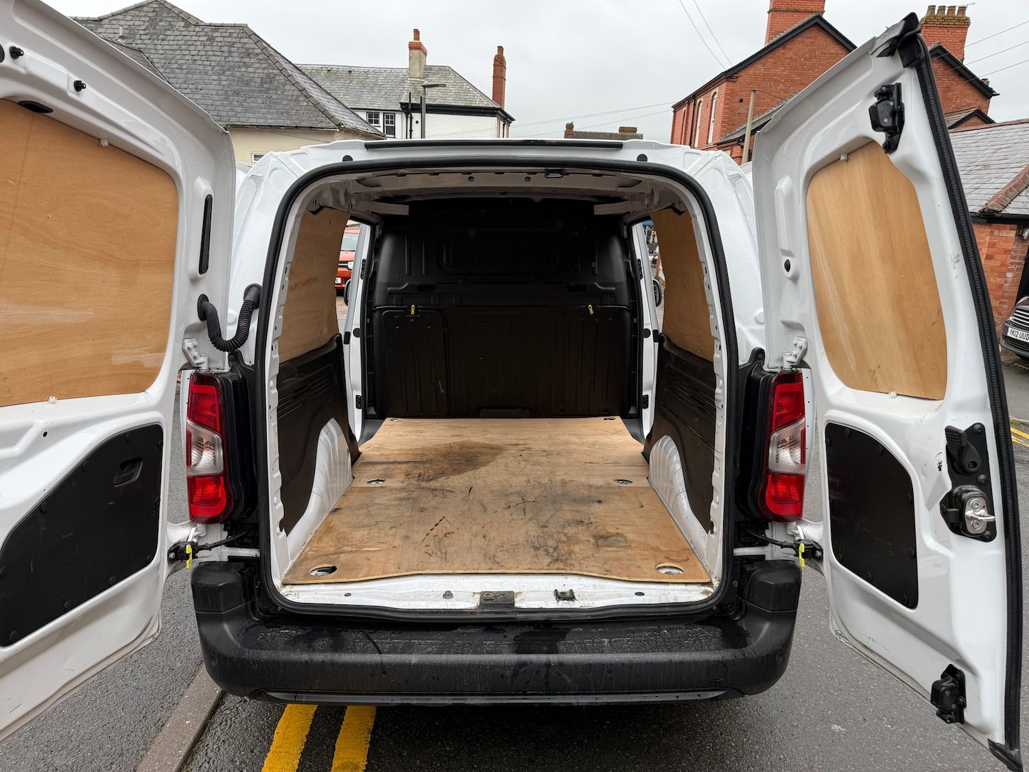 Used Peugeot Partner 2023 for sale - 77706409: Photo 10