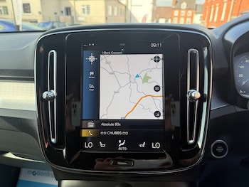 Used Volvo XC40 2023 for sale - 79108582: Photo
