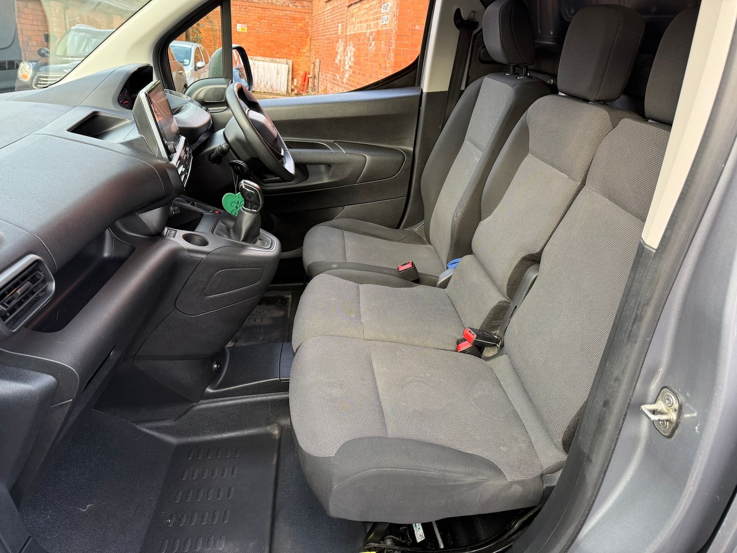 Used Peugeot Partner 2020 for sale - 76915225: Photo 9