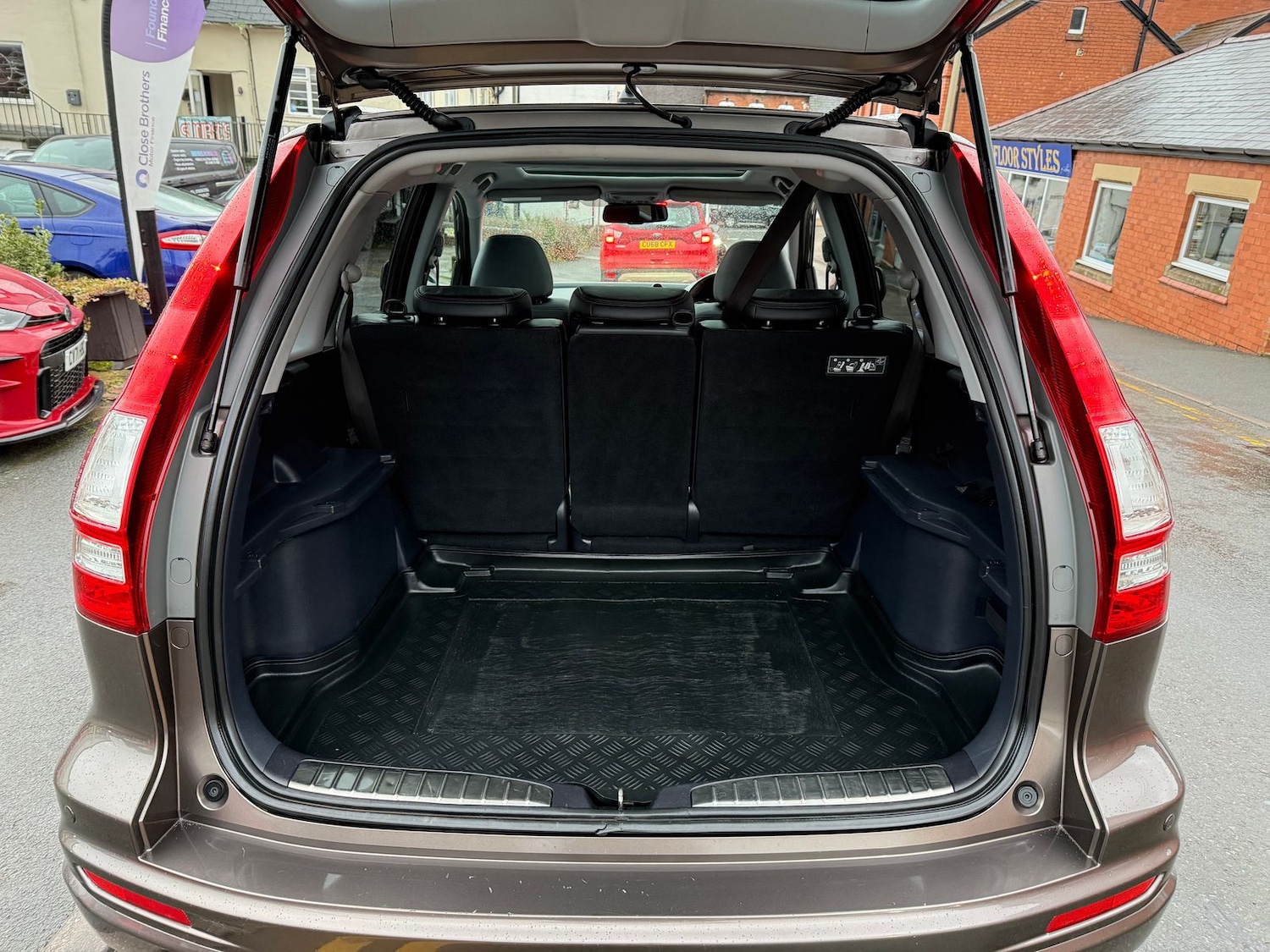 Used Honda CR-V 2010 for sale - 77232334: Photo 14