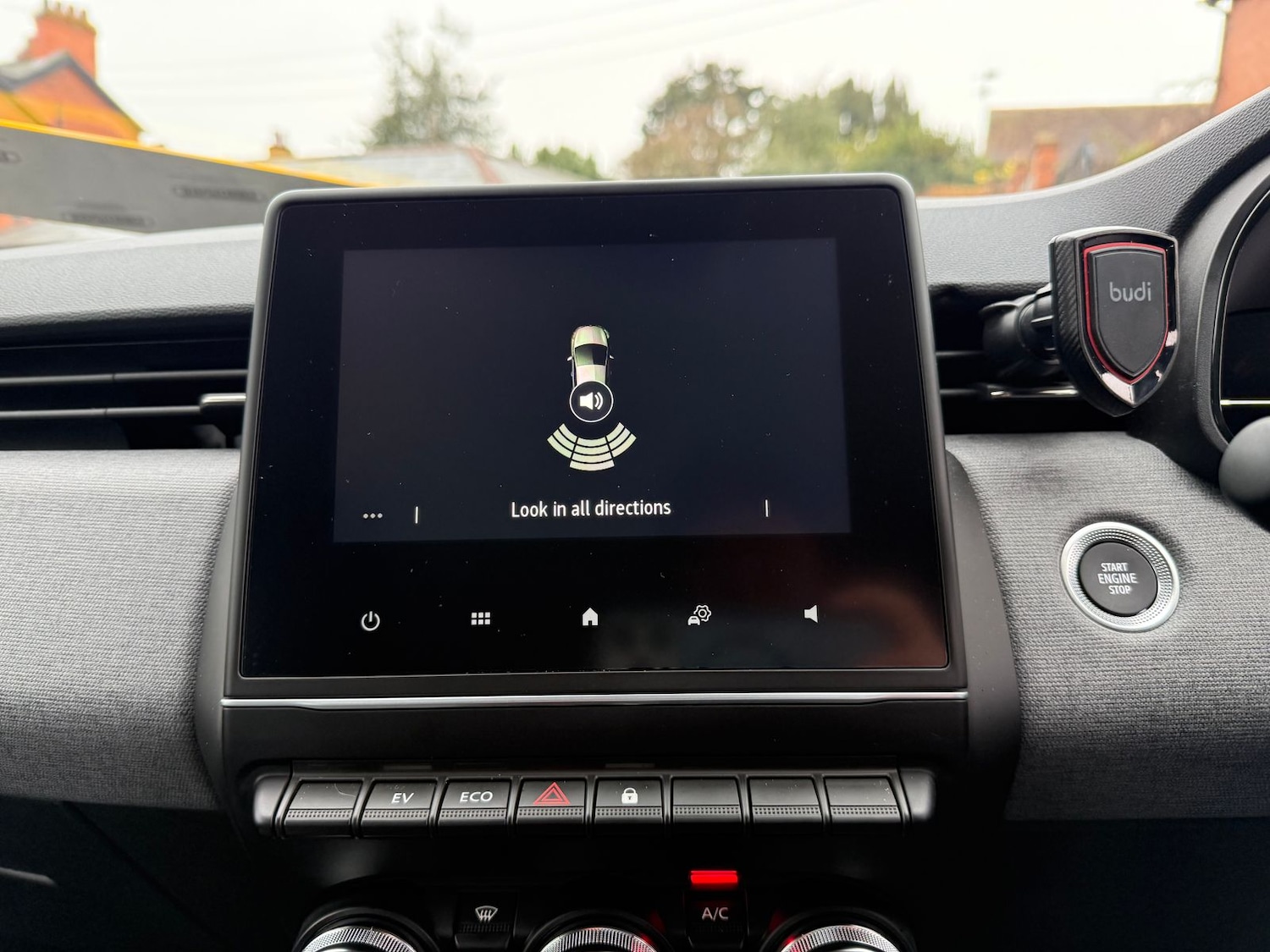 Used Renault Clio 2025 for sale - 77084993: Photo 23