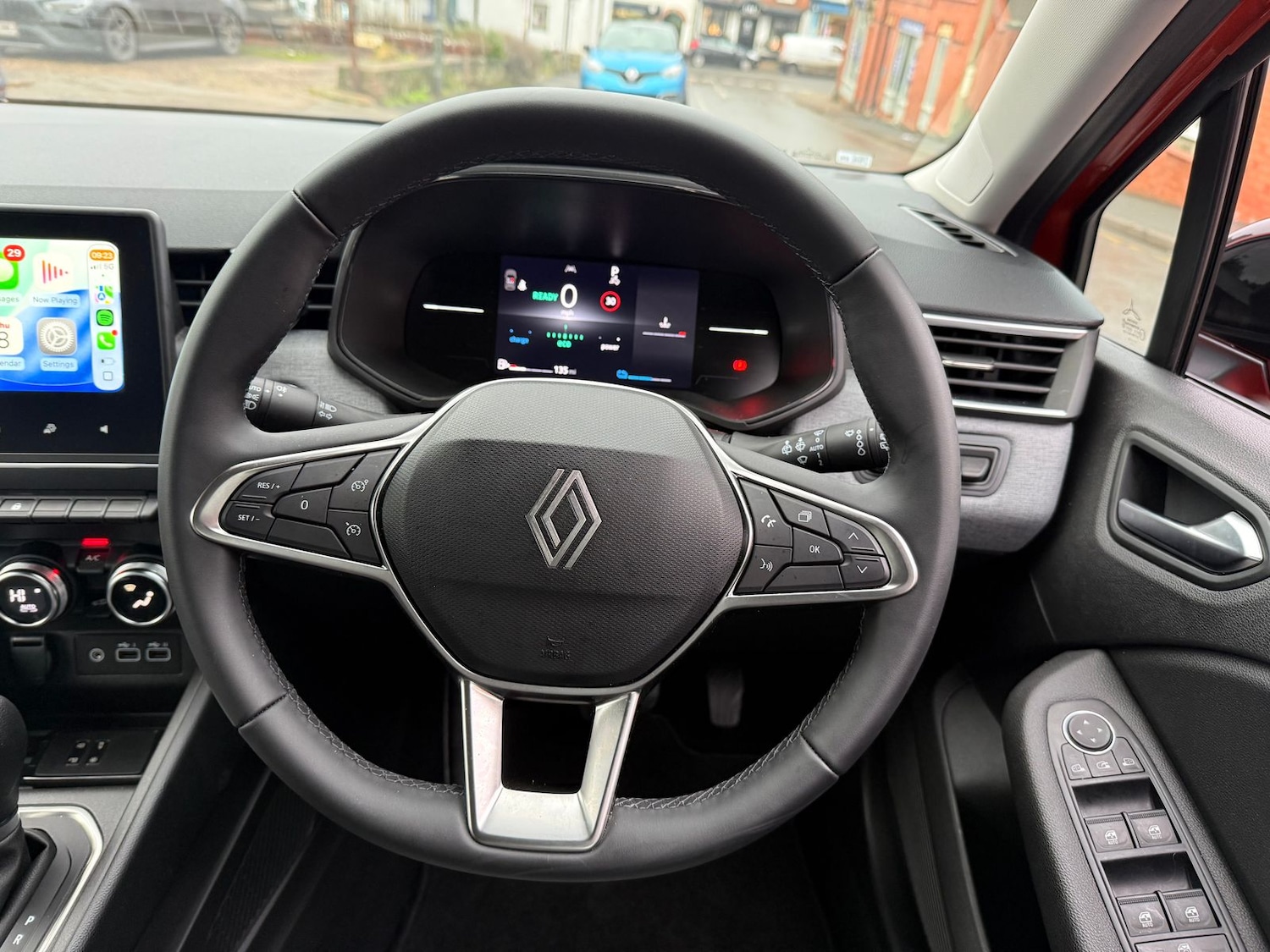 Used Renault Clio 2025 for sale - 77084993: Photo 25