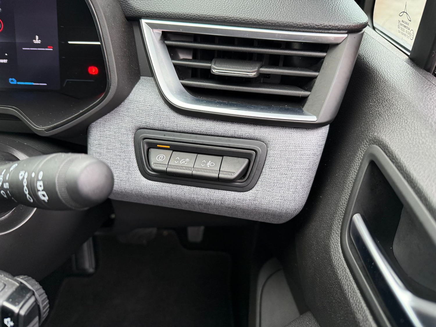 Used Renault Clio 2025 for sale - 77084993: Photo 27