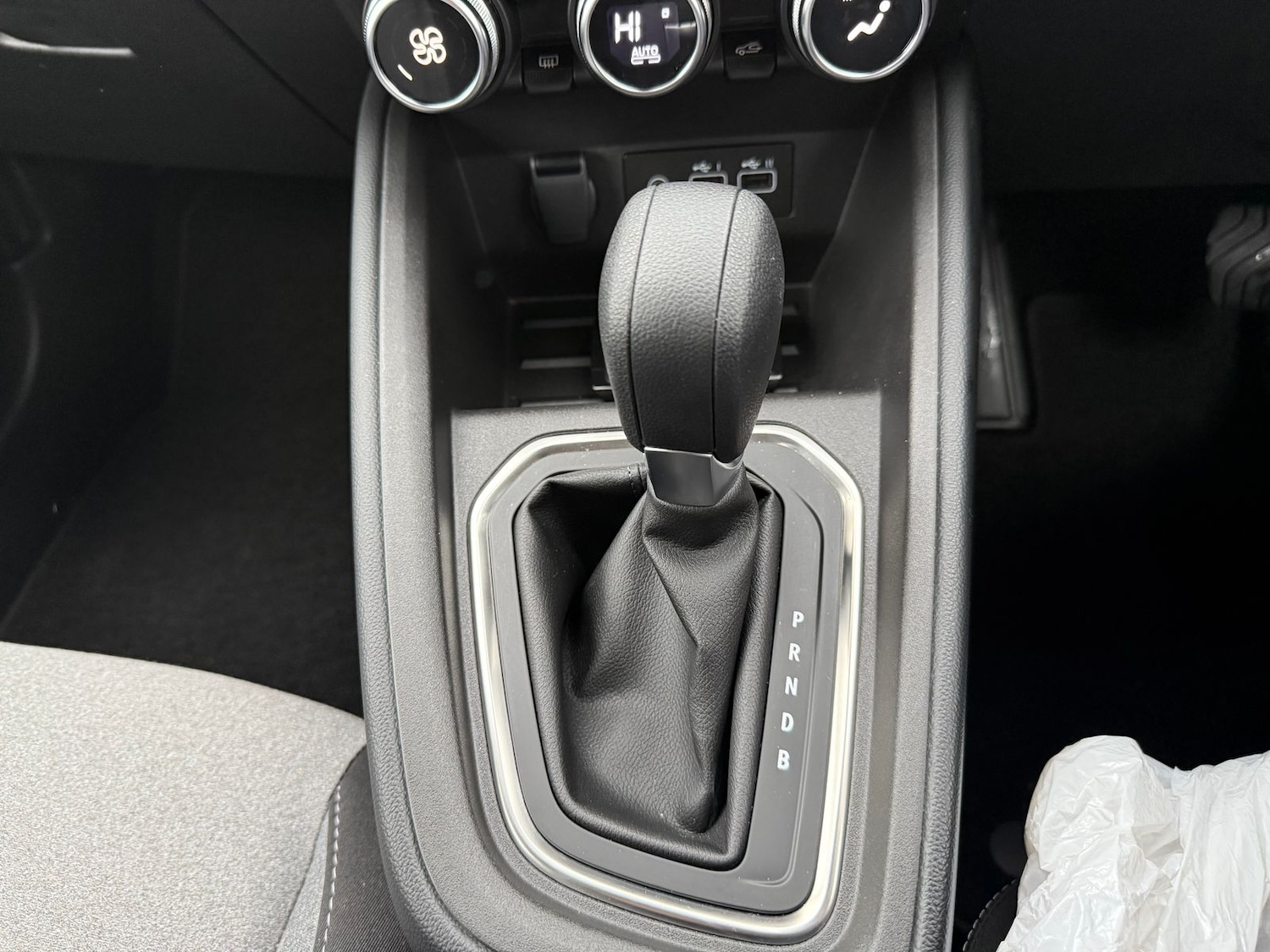 Used Renault Clio 2025 for sale - 77084993: Photo 7